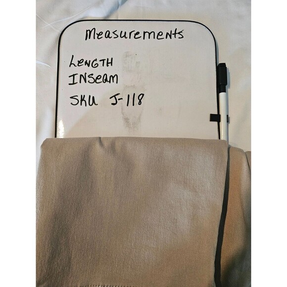 Liz Claiborne Studio Crop Sits At Waist Pants Women’s Size 12 Cream NWT - Picture 11 of 11